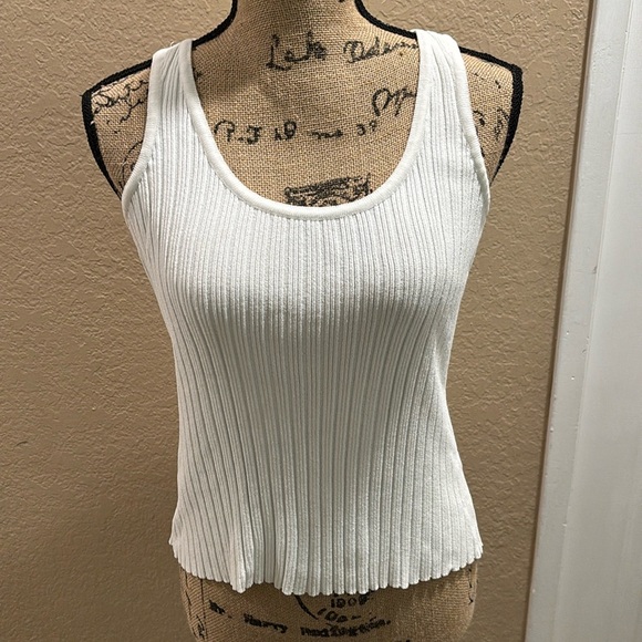 ST. JOHN RIBBED TANK TOP - Picture 1 of 4